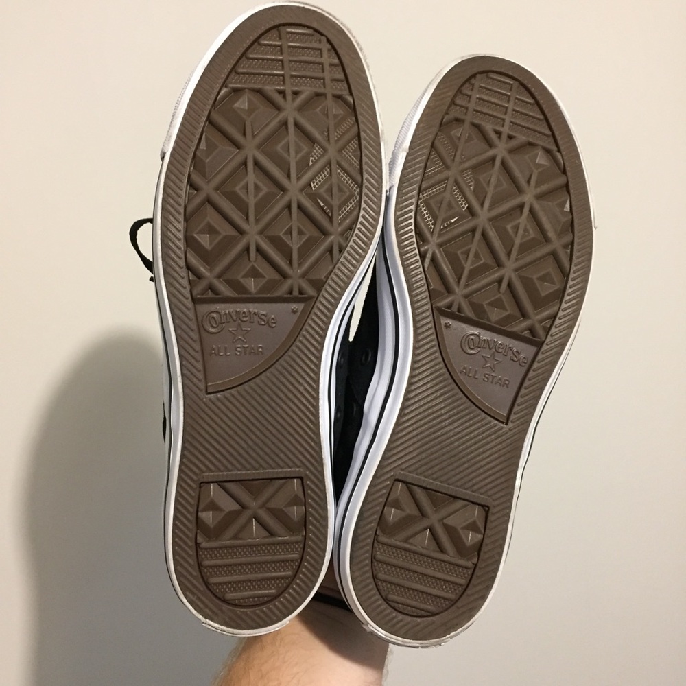 Converse Allstars NWOT - Picture 5 of 8